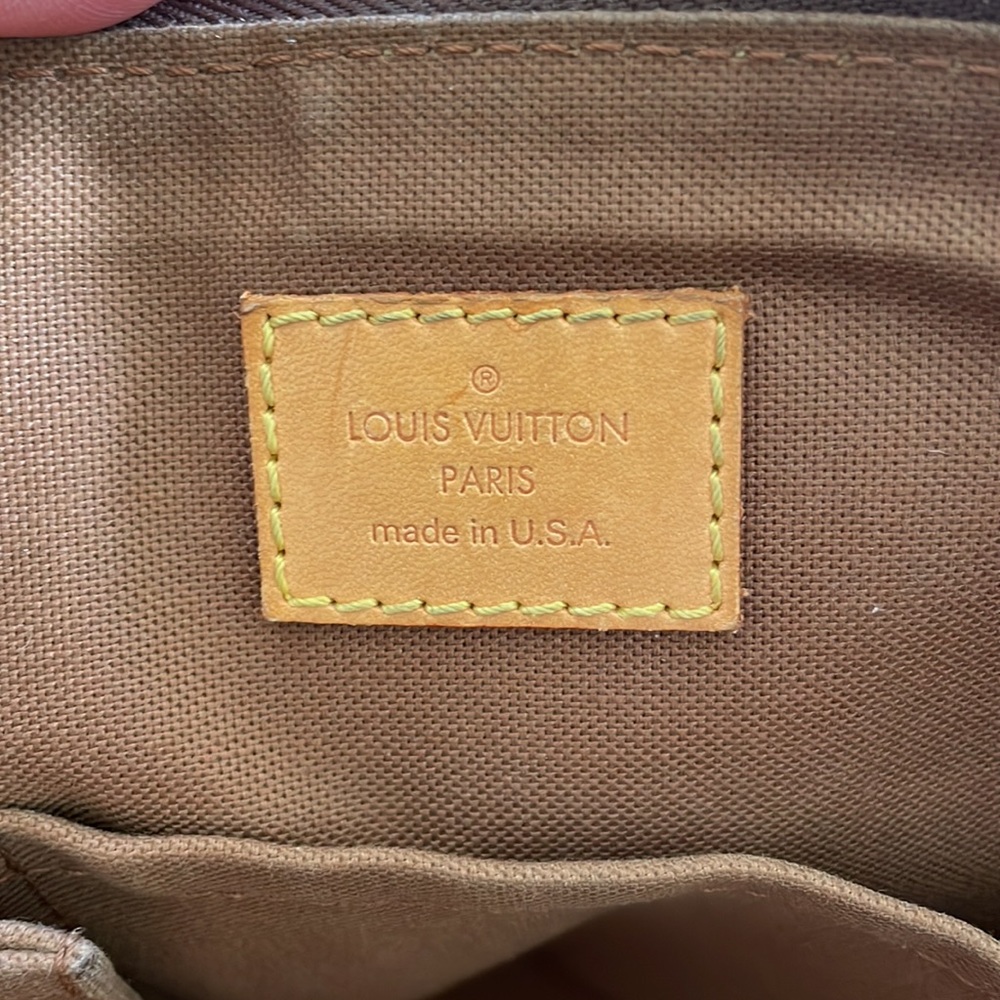 **Authentic** Louis Vuitton Monogram Haut Popincourt canvas purse - Picture 6 of 8